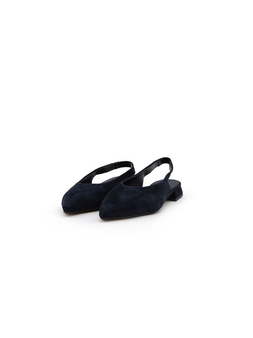 CHANEL A PUNTA BLU ZANFRINI | PRAIACBLU